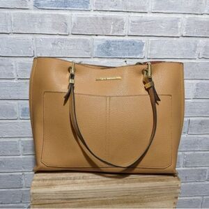 Steve Madden Tan Bdonna floral shoulder bag purse in pebbled vegan leath…